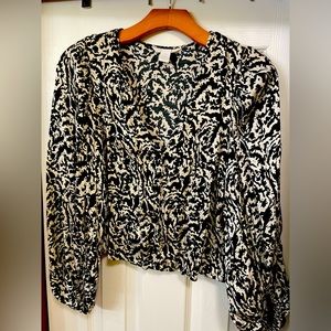 H&M Crepe Light beige/Black patterned blouse